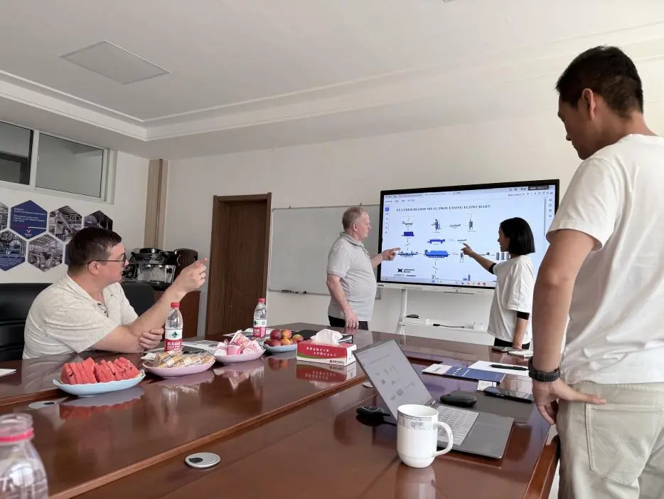 Russian blood meal machine customers visit our factory
